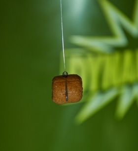 Плуваща Паста Dynamite Baits Surface Distance Baits Oily Hookers
